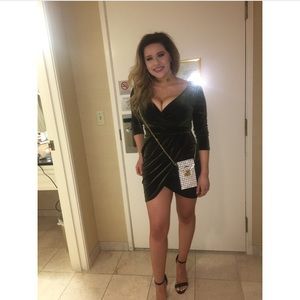 🚨$17🚨 VELVET DRESS - Fashion Nova - Olive green